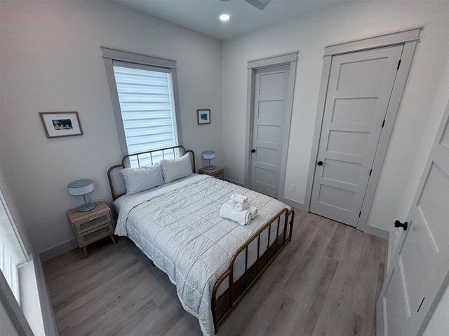 1998 Royalville Court, Crystal Beach, TX 77650