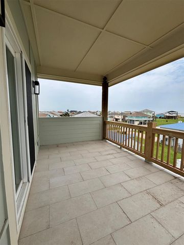 1998 Royalville Court, Crystal Beach, TX 77650
