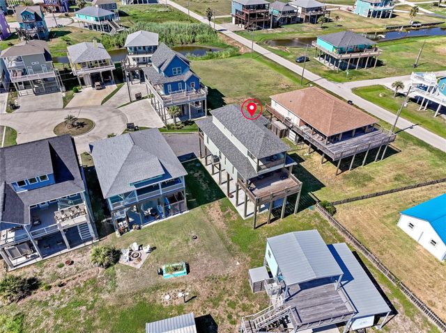 1998 Royalville Court, Crystal Beach, TX 77650