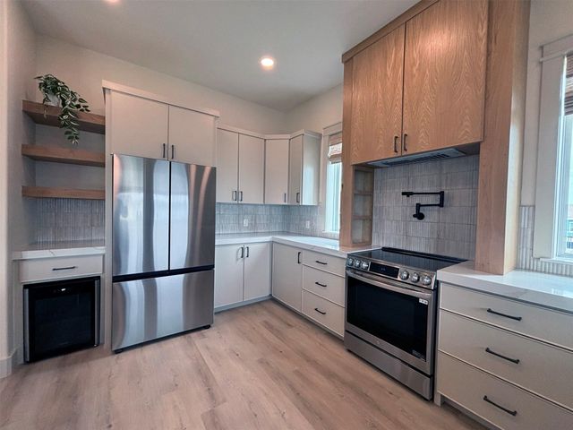 1998 Royalville Court, Crystal Beach, TX 77650