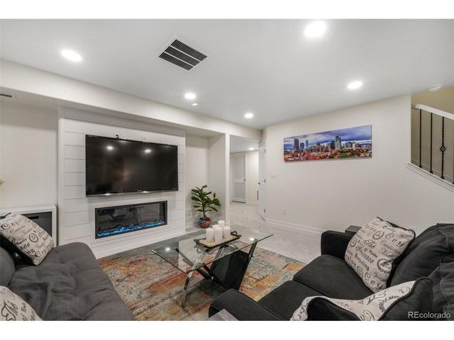 761 Tailings Dr, Monument, CO 80132