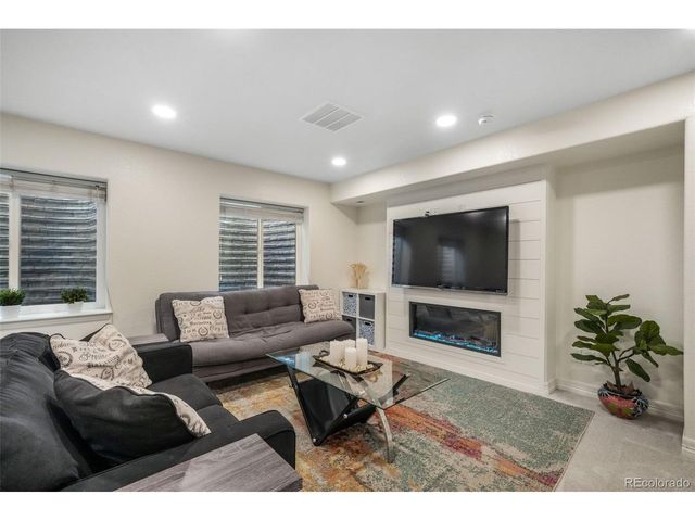 761 Tailings Dr, Monument, CO 80132