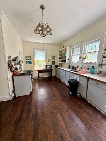 511 N Main Street, Honea Path, SC 29654