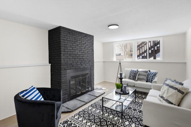 8391 Hefner Avenue S, Cottage Grove, MN 55016