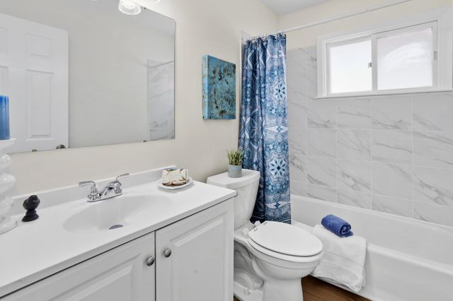 8391 Hefner Avenue S, Cottage Grove, MN 55016