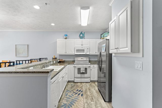 601 Hillside Dr N Apt 3823, North Myrtle Beach, SC 29582