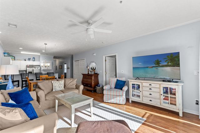 601 Hillside Dr N Apt 3823, North Myrtle Beach, SC 29582