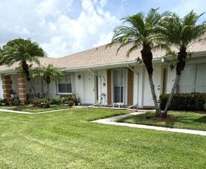 1216 S S Lakes End Drive Apt D, Fort Pierce, FL 34982