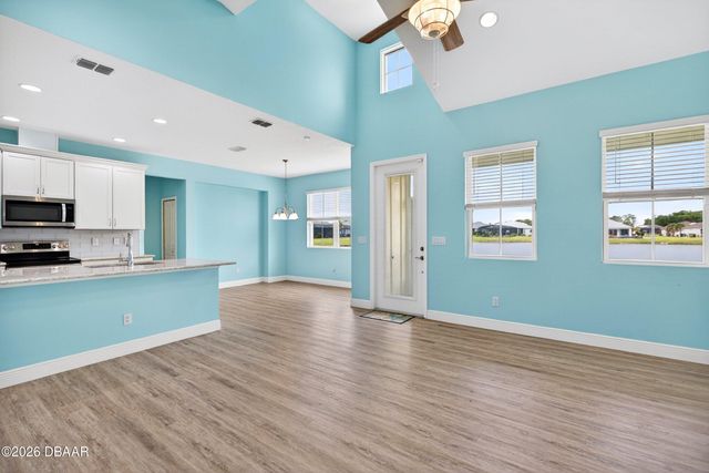 509 Landshark Boulevard, Daytona Beach, FL 32124