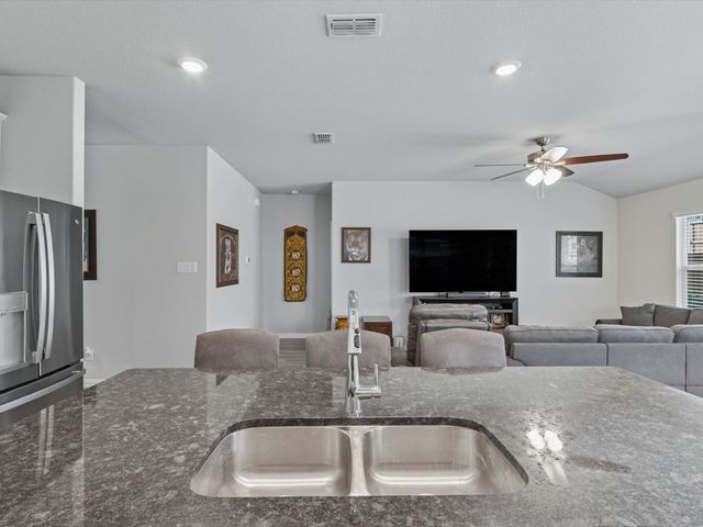 3304 Kingsgarden Road, Denton, TX 76207