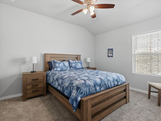 3304 Kingsgarden Road, Denton, TX 76207