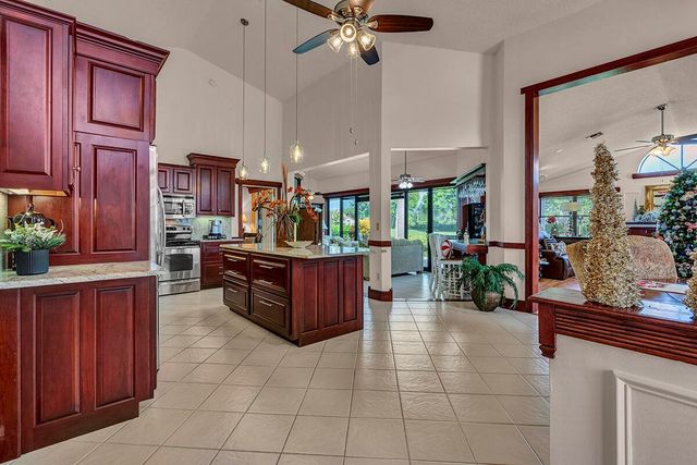 8142 Mimosa Place, Boynton Beach, FL 33472