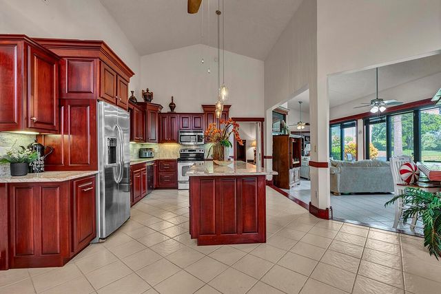 8142 Mimosa Place, Boynton Beach, FL 33472