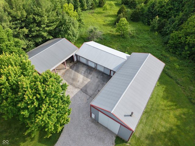 530 E County Road 825 N, Bainbridge, IN 46105