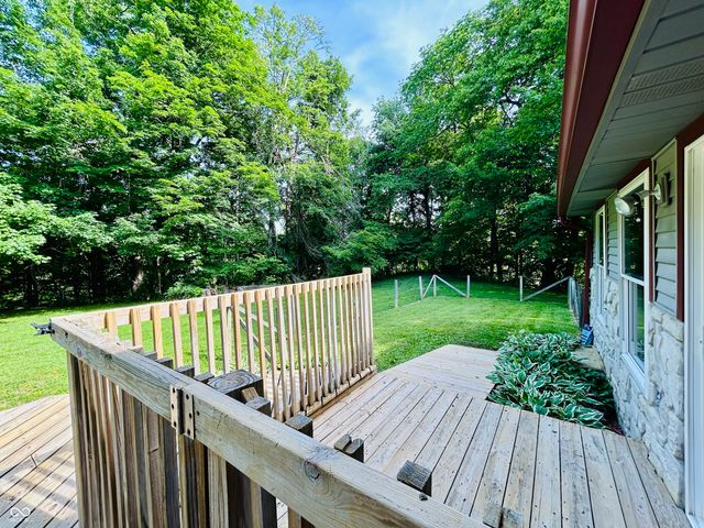 530 E County Road 825 N, Bainbridge, IN 46105