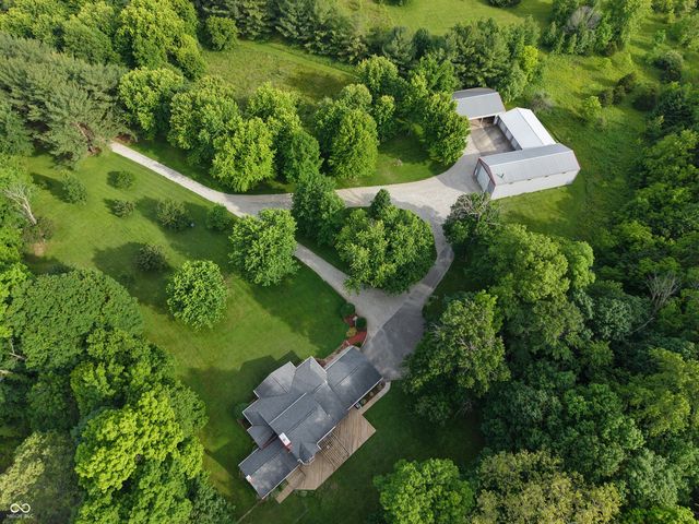 530 E County Road 825 N, Bainbridge, IN 46105