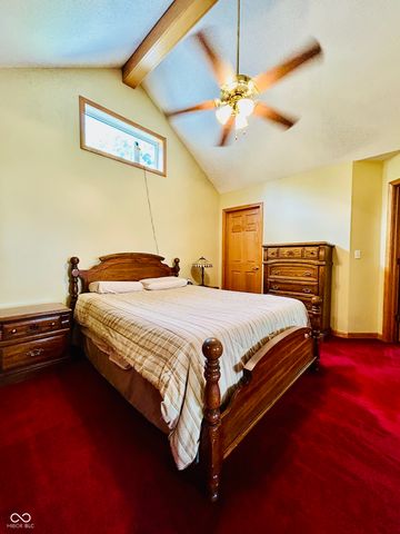 530 E County Road 825 N, Bainbridge, IN 46105