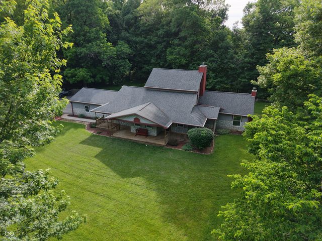 530 E County Road 825 N, Bainbridge, IN 46105