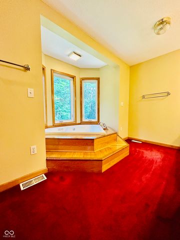 530 E County Road 825 N, Bainbridge, IN 46105