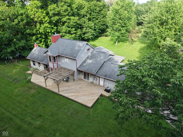 530 E County Road 825 N, Bainbridge, IN 46105