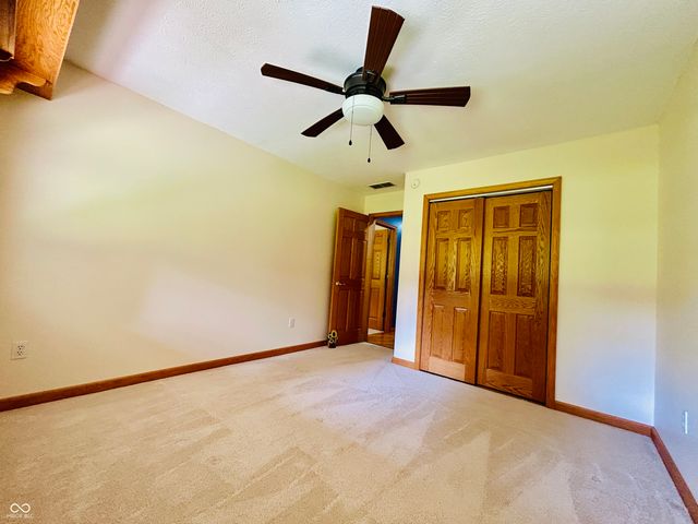 530 E County Road 825 N, Bainbridge, IN 46105