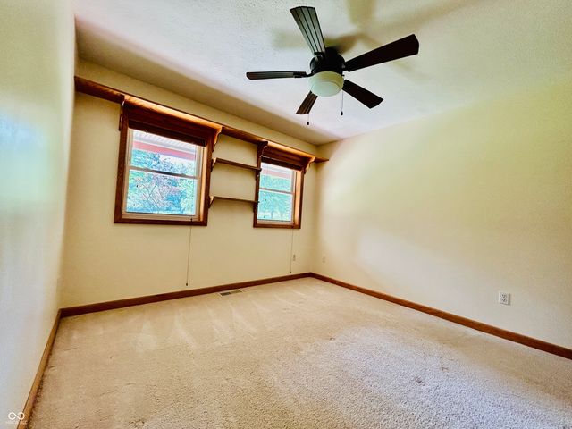 530 E County Road 825 N, Bainbridge, IN 46105