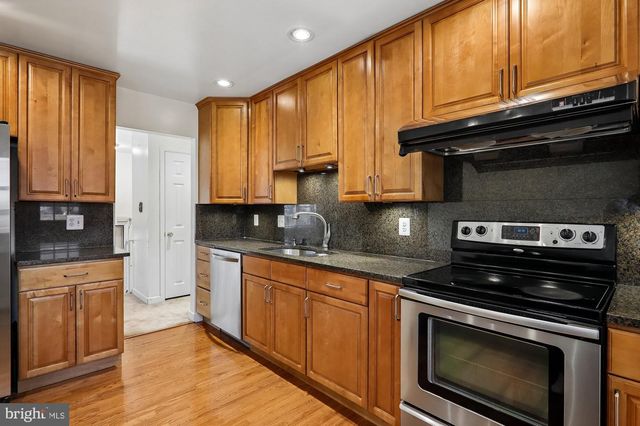 808 JOHNSON AVE, Silver Spring, MD 20904