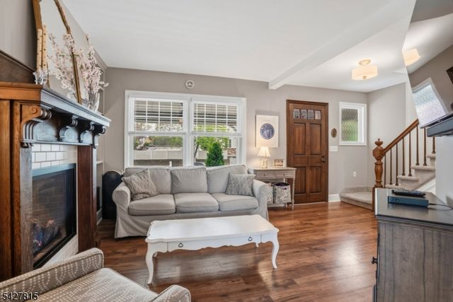 350 Spruce Ave, Garwood Boro, NJ 07027