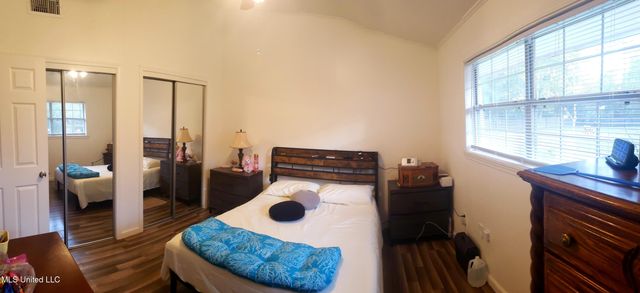 6 Davis Bayou Road, Ocean Springs, MS 39564