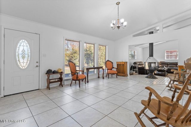 6 Davis Bayou Road, Ocean Springs, MS 39564