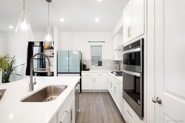 15194 W 69th Avenue, Arvada, CO 80007