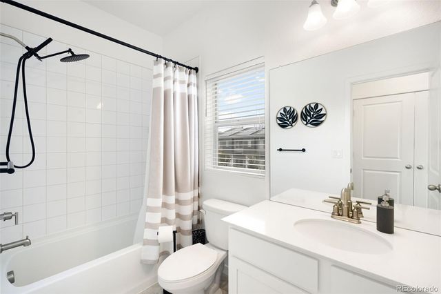 15194 W 69th Avenue, Arvada, CO 80007
