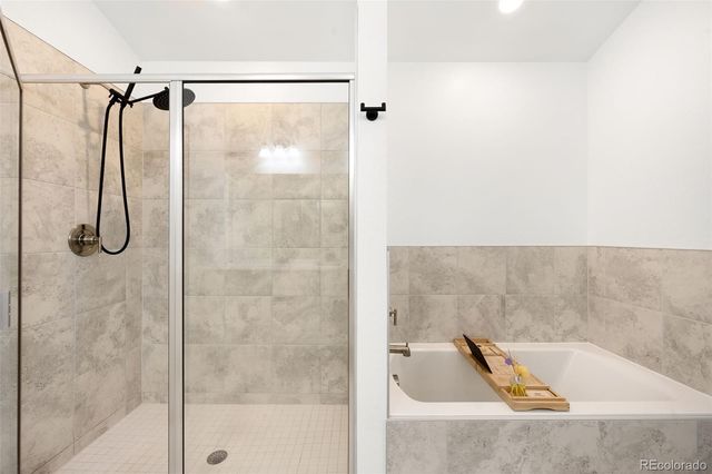 15194 W 69th Avenue, Arvada, CO 80007