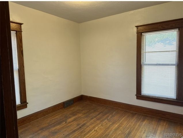 22 Briggs Avenue, Buffalo, NY 14207