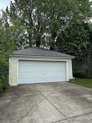 22 Briggs Avenue, Buffalo, NY 14207