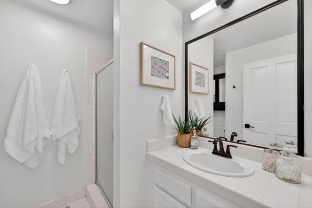 141 Southampton Lane A, Santa Cruz, CA 95062