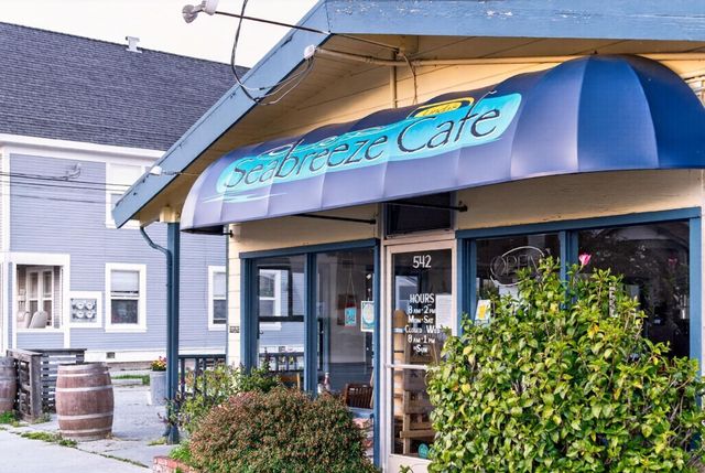 141 Southampton Lane A, Santa Cruz, CA 95062