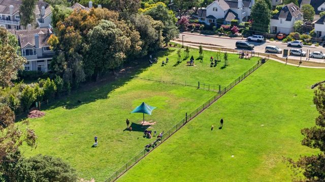 141 Southampton Lane A, Santa Cruz, CA 95062