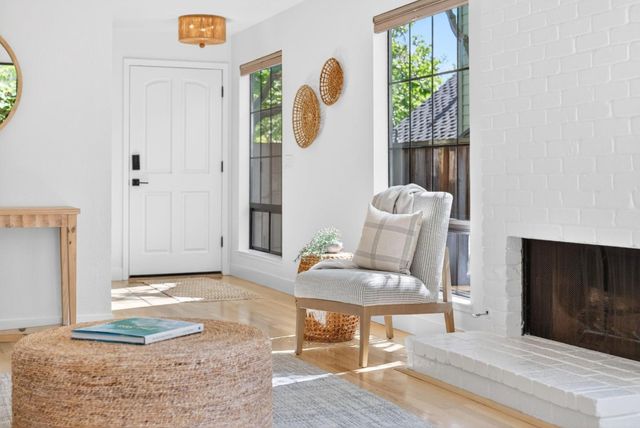 141 Southampton Lane A, Santa Cruz, CA 95062