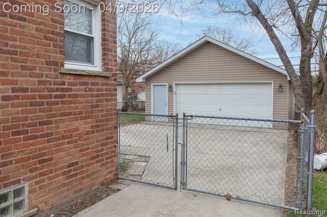16696 Beech Daly Road, Redford, MI 48240