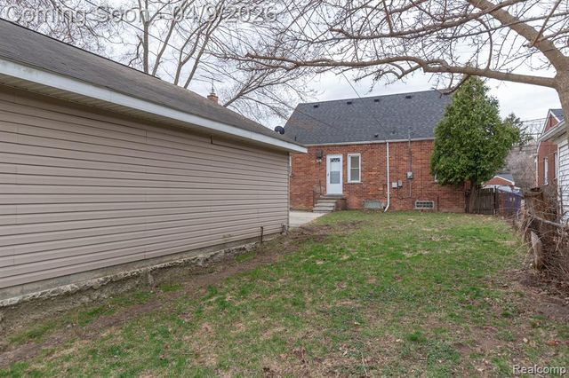 16696 Beech Daly Road, Redford, MI 48240