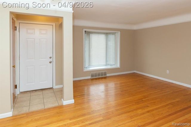 16696 Beech Daly Road, Redford, MI 48240