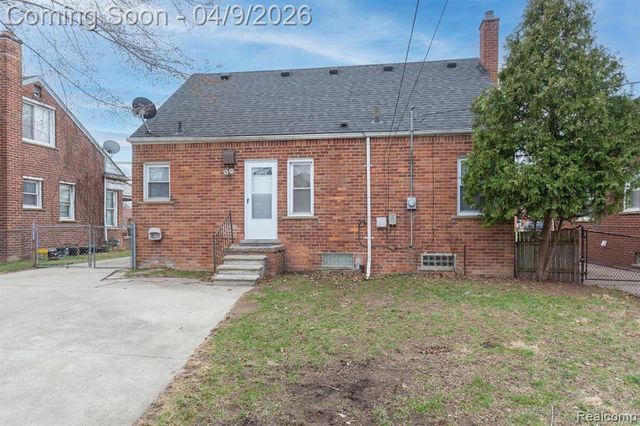 16696 Beech Daly Road, Redford, MI 48240
