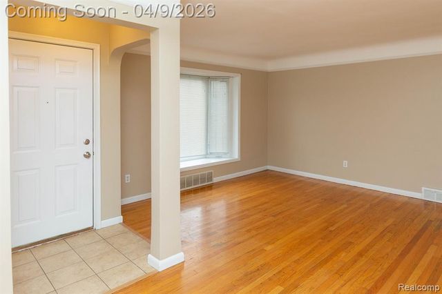 16696 Beech Daly Road, Redford, MI 48240