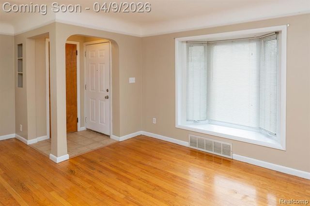 16696 Beech Daly Road, Redford, MI 48240