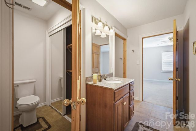 805 Bannon Place SW, Lenoir, NC 28645
