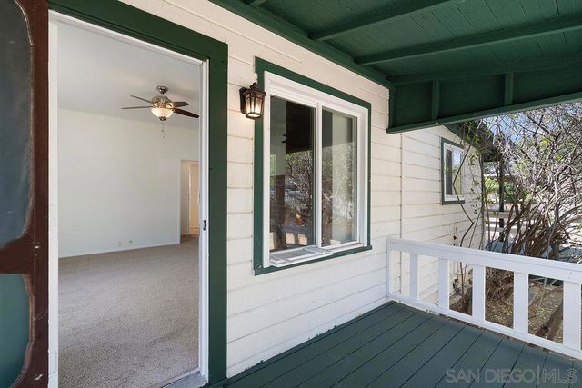 2924 Helix St, Spring Valley, CA 91977