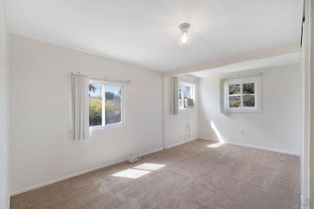 2924 Helix St, Spring Valley, CA 91977