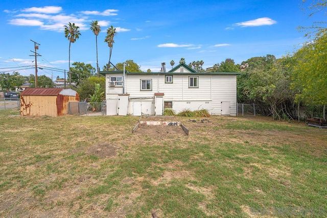 2924 Helix St, Spring Valley, CA 91977
