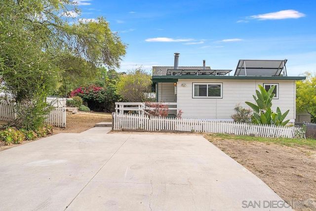 2924 Helix St, Spring Valley, CA 91977